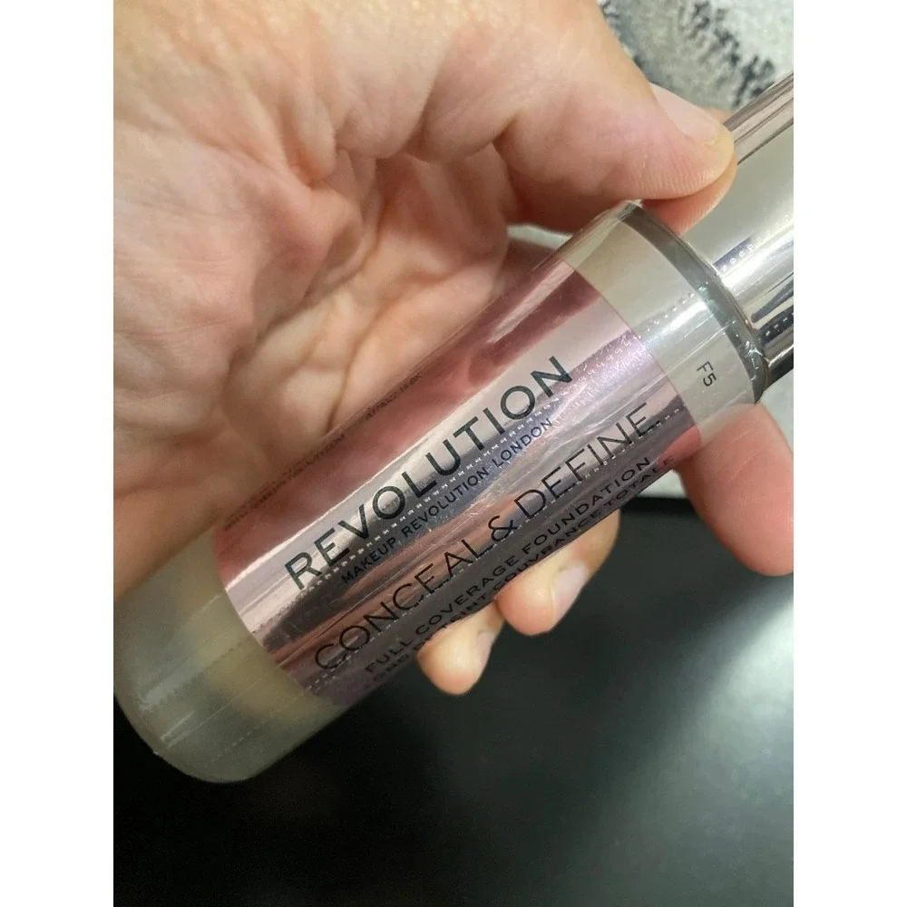 Revolution Beauty Conceal &‎ Define Foundation, Full Coverage F5